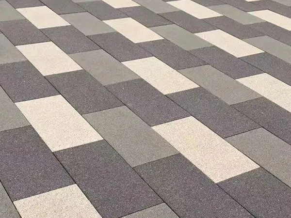 如何規(guī)范鋪設(shè)陶瓷透水磚